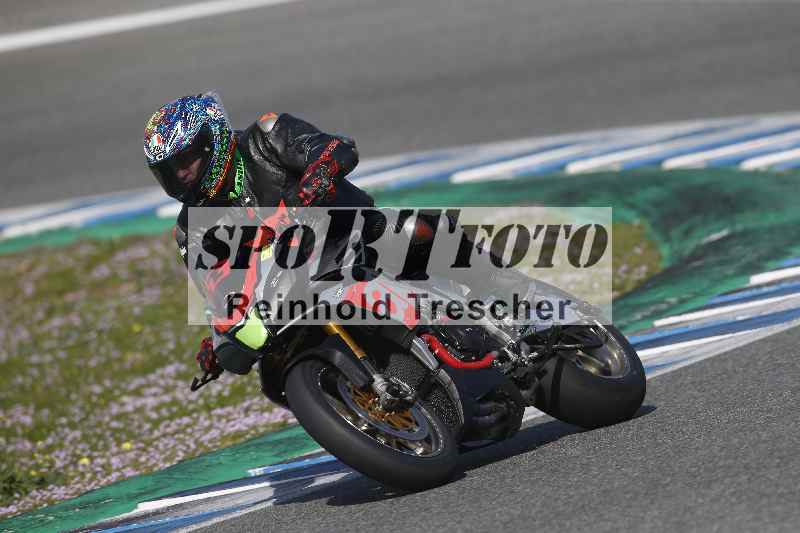 /Archiv-2024/02 29.01.-02.02.2024 Moto Center Thun Jerez/Gruppe gruen-green/63